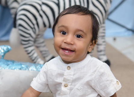 01 Ano Ravi