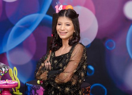 14 Anos Larissa
