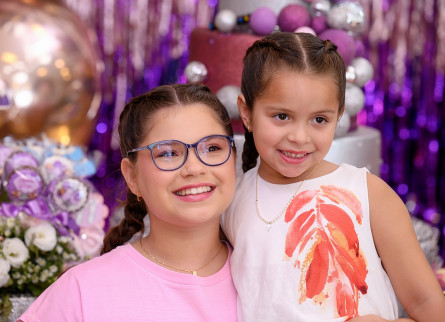 11 Anos Maria Luiza e 05 Anos Maria Antonia