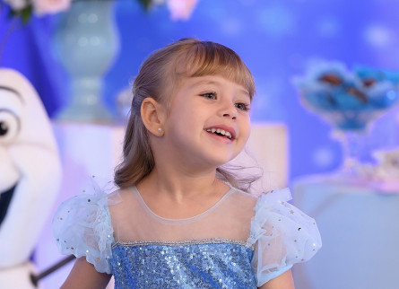 04 Anos Cecília