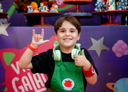06 Anos Vicente