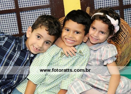 03 anos Luciana , 5 anos Lucas e 7 anos Vitor dia 07/07/2011 no Buffet Felici Festas.