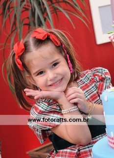 Aniversário 05 Anos Ana Cecilia dia 19/08/2011 no Buffet Mundo Mágico.