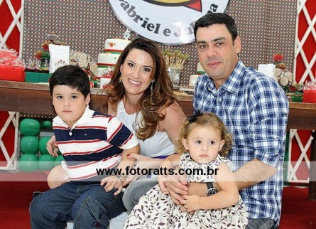 Aniversário 02 Anos Juliana e 05 Anos Gabriel Brasil dia 28/08/2011.