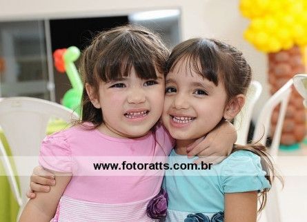 Aniversário 03 Anos Valentina e Vitória dia 31/08/2011.