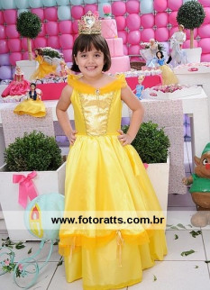 06 anos Mariana dia 03/09/2011