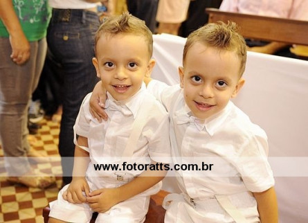 Batizado e Aniversário Lucas e Gabriel dia 04/12/2011.