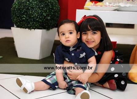 Aniversário 01 Ano Arthur e 05 Giovanna no 30/07/2013 no Buffet Mundo Mágico.