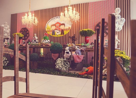 Decoração Fazendinha  Mundo Mágico Buffet