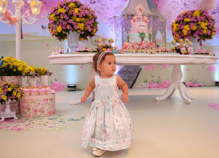 01 Ano Gabriela