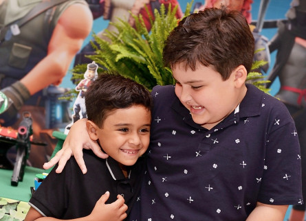 7 Anos César e 8 Anos Davi