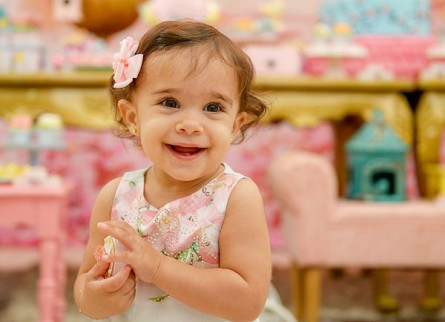 01 Ano Camila