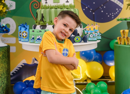 05 Anos Leonardo